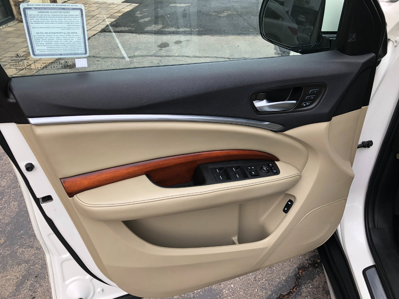 Used 2017 Acura MDX SH-AWD w/ Advance Package image 10