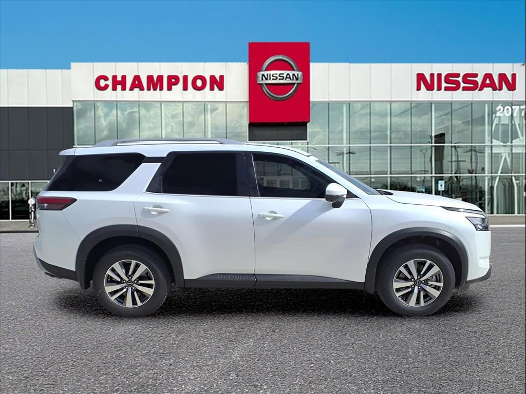 New 2025 Nissan Pathfinder SL image 7