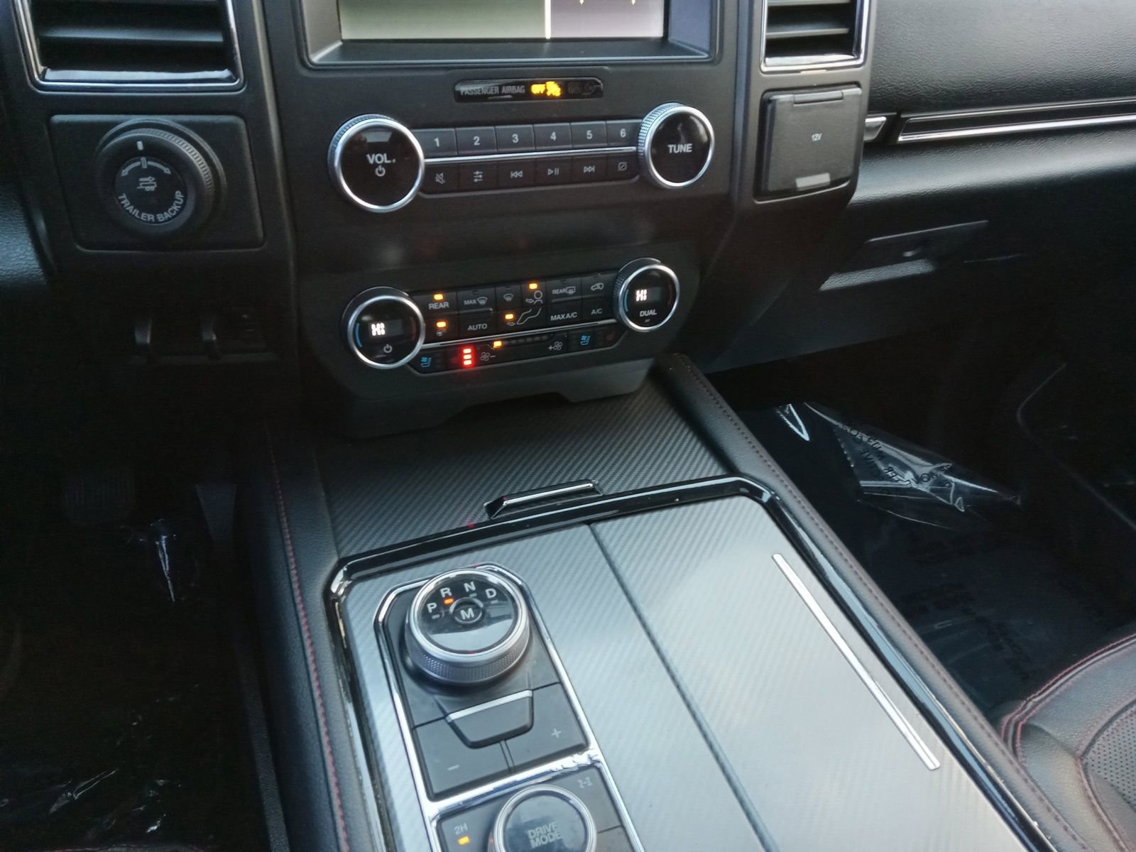 Used 2019 Ford Expedition Limited w/ Equipment Group 303A image 19