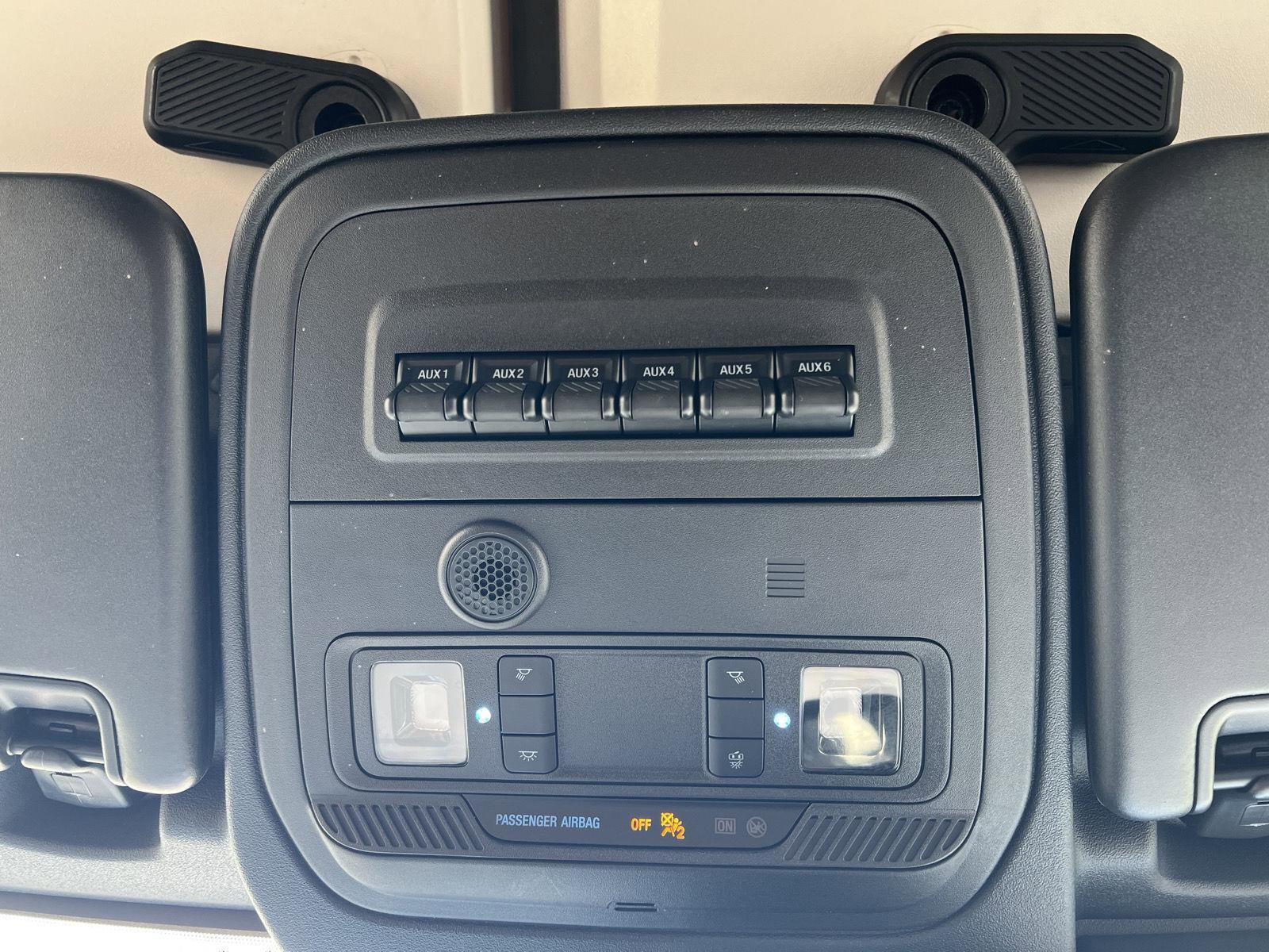 Used 2025 Ford Bronco Badlands AWD/4WD image 41