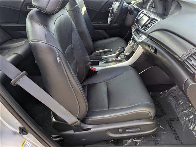 Used 2014 Honda Accord Touring image 22