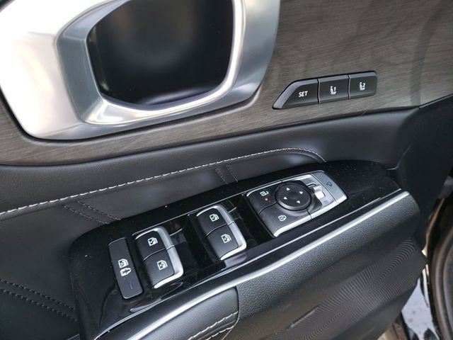 Used 2025 Kia Sorento SX Prestige AWD/4WD image 17