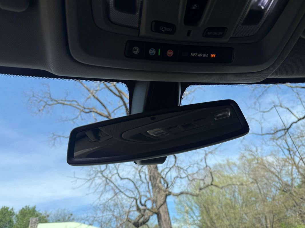 Used 2019 Chevrolet Silverado 1500 LTZ w/ LTZ Plus Package AWD/4WD image 33