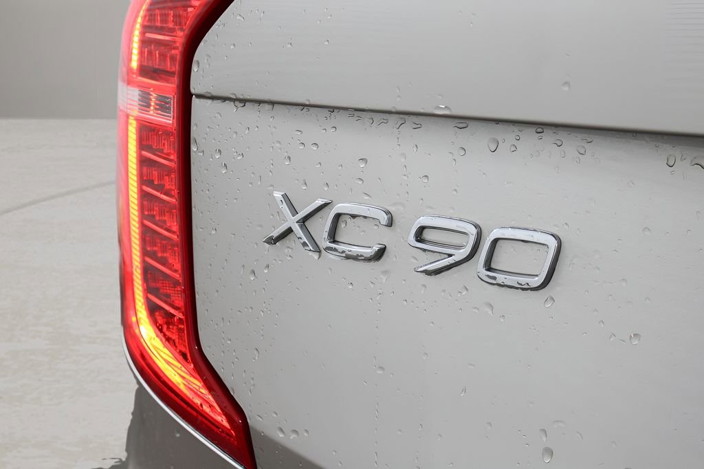 Used 2025 Volvo XC90 B6 Plus w/ Protection Package Premier AWD/4WD image 47