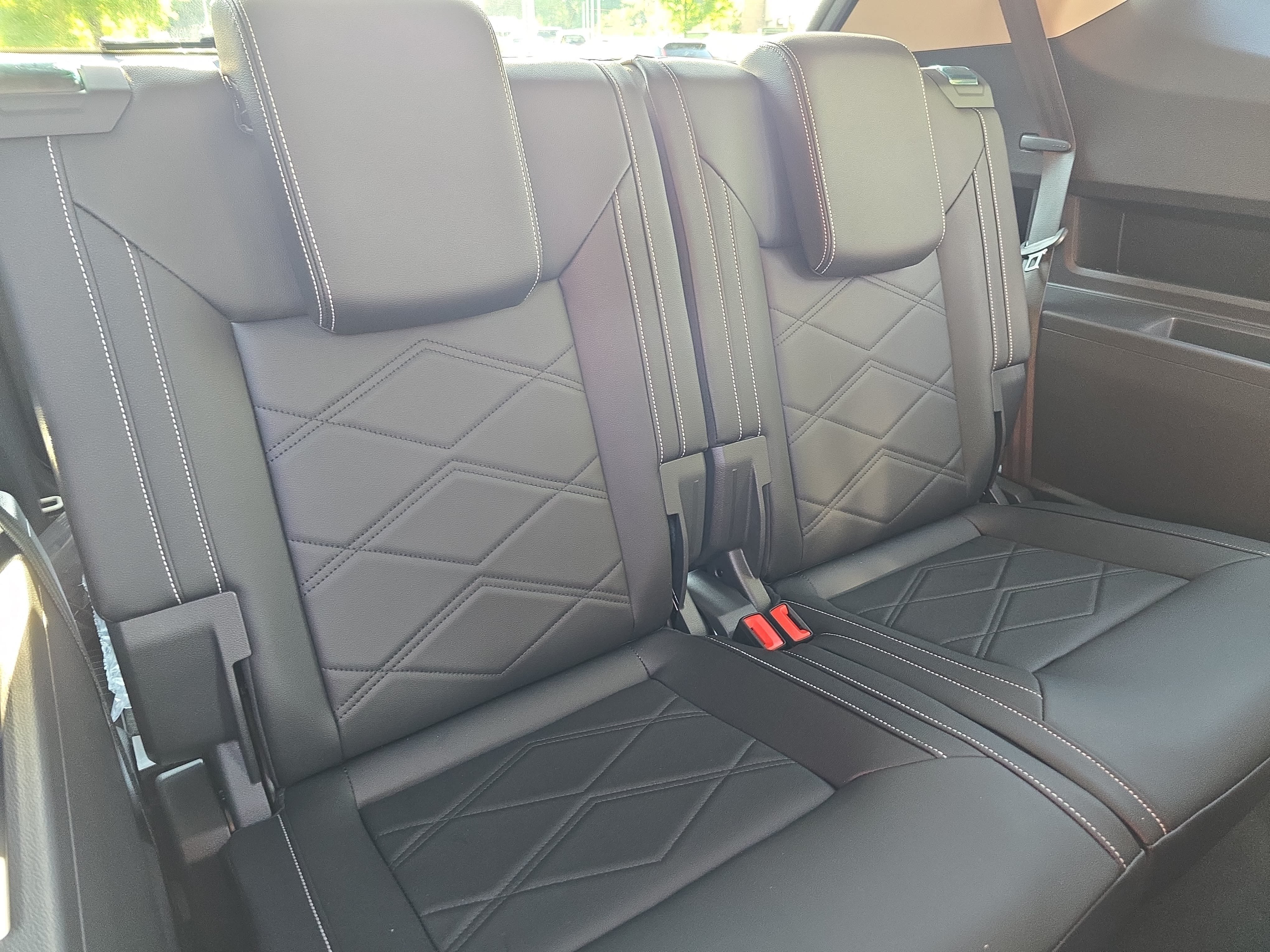 New 2026 Volkswagen Atlas SE FWD image 12