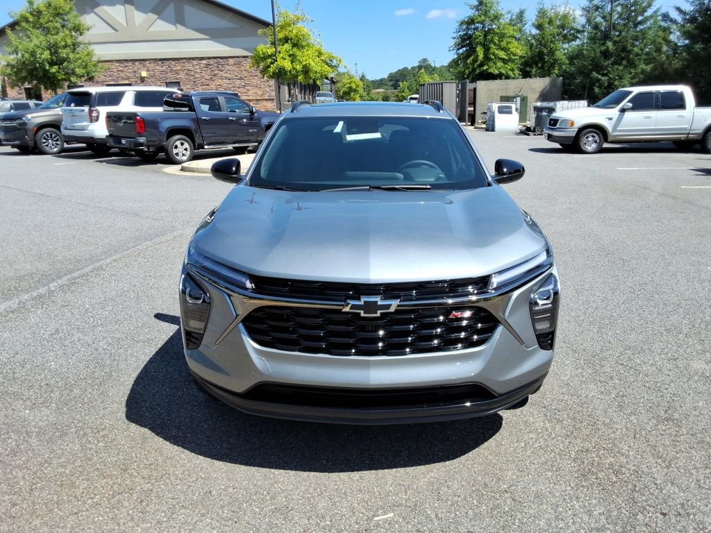 New 2026 Chevrolet Trax RS w/ Sunroof Package FWD image 2
