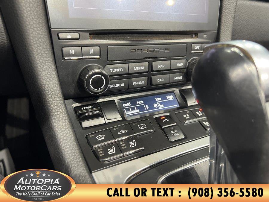Used 2019 Porsche 718 Boxster RWD image 24