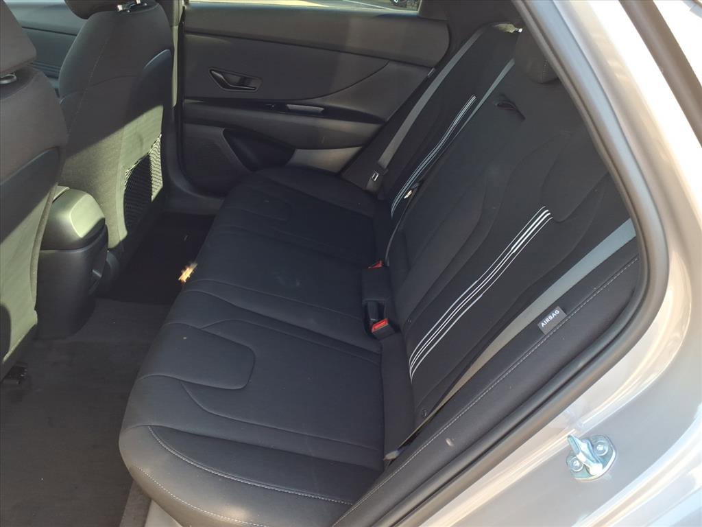 New 2026 Hyundai Elantra SEL Sport Premium image 8