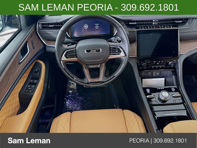 New 2025 Jeep Grand Cherokee Summit w/ Obsidian Package image 23