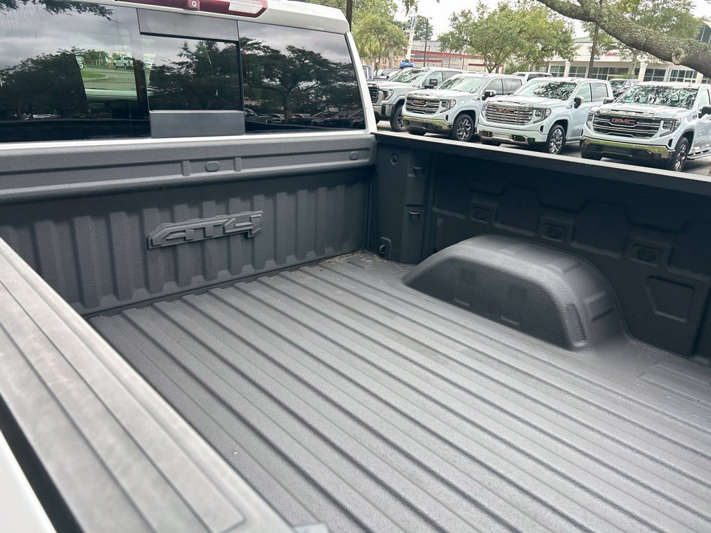 Used 2019 GMC Sierra 1500 AT4 w/ AT4 Premium Package AWD/4WD image 9