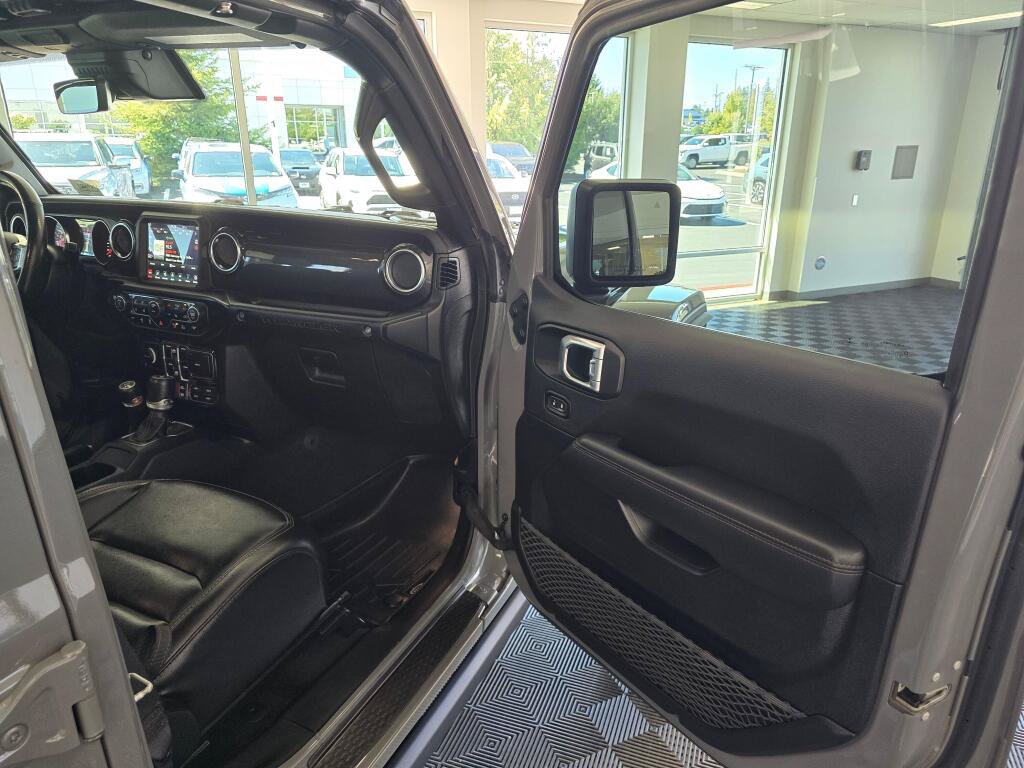 Used 2021 Jeep Wrangler Unlimited Rubicon AWD/4WD image 44