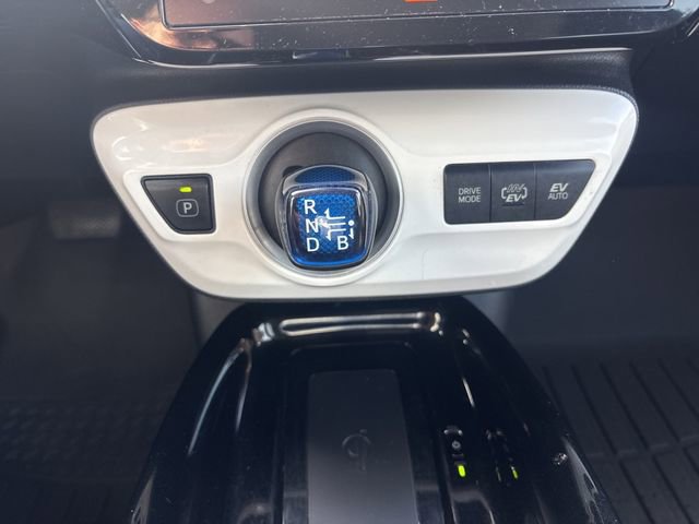 Used 2017 Toyota Prius Prime Advanced w/ Carpet Mat Package image 25