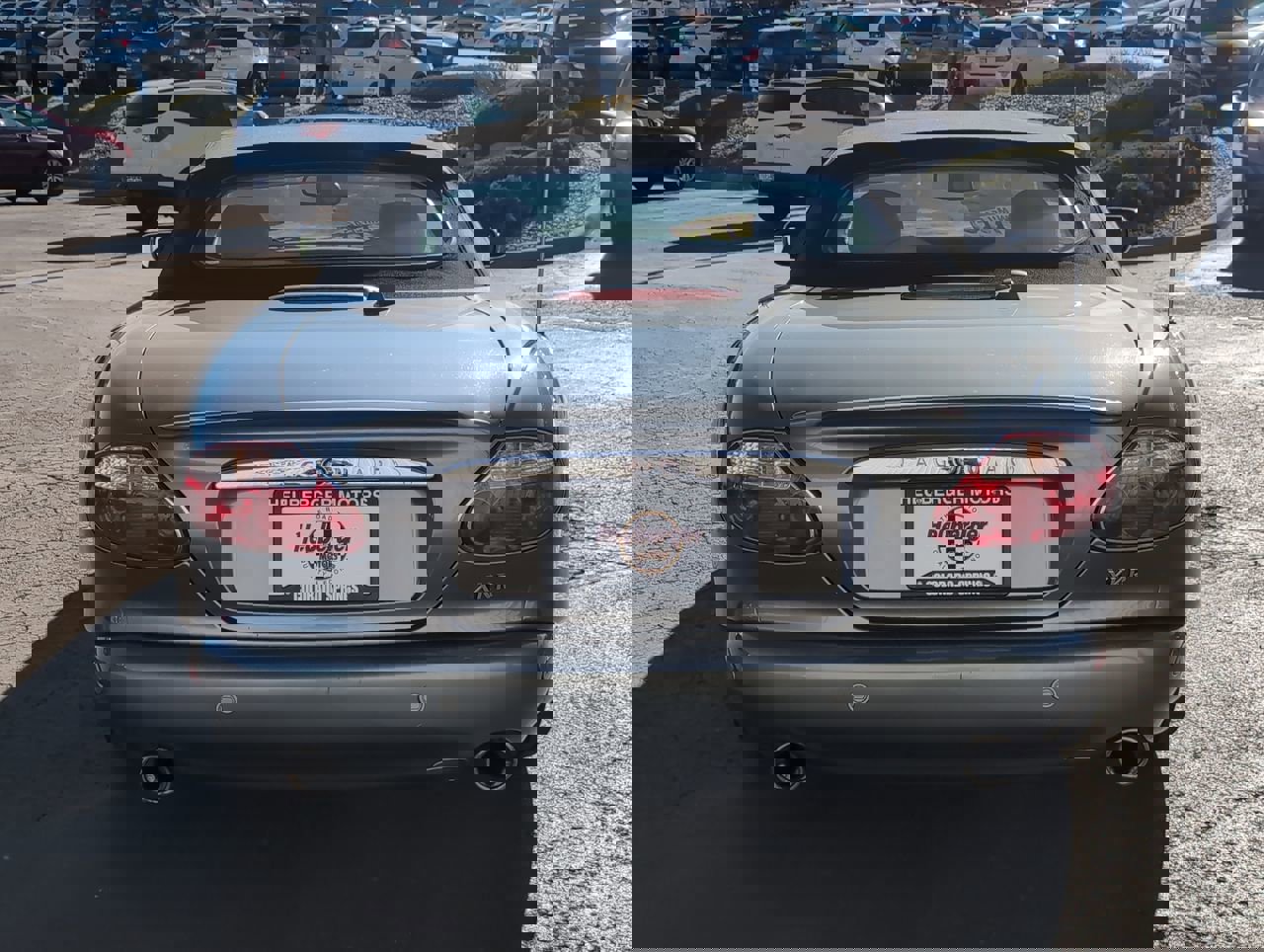 Used 2002 Jaguar XK8 Convertible image 6