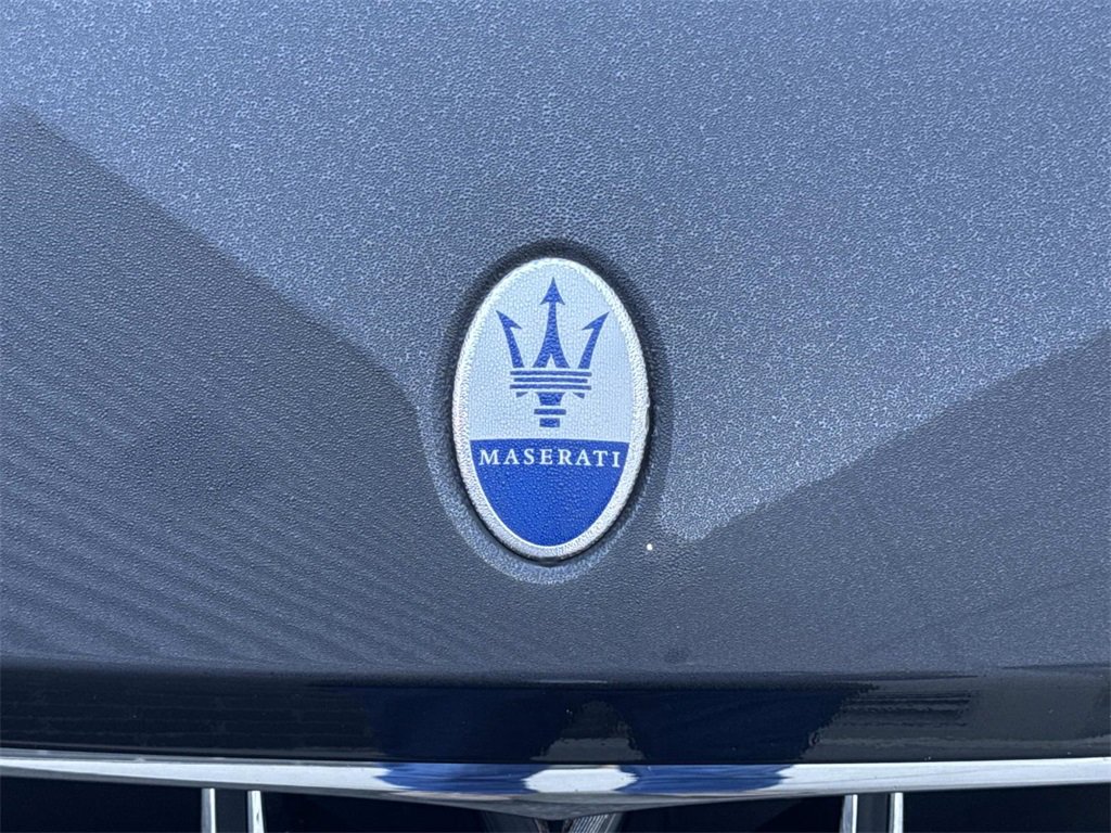 Used 2023 Maserati Levante GT image 9