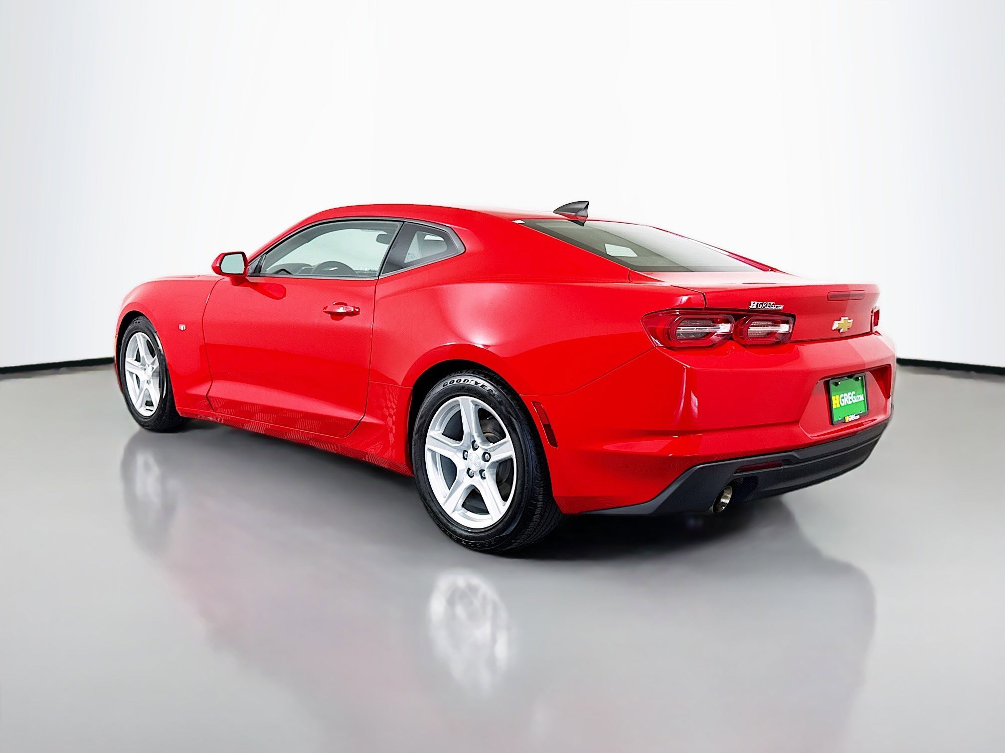 Used 2020 Chevrolet Camaro LT image 7