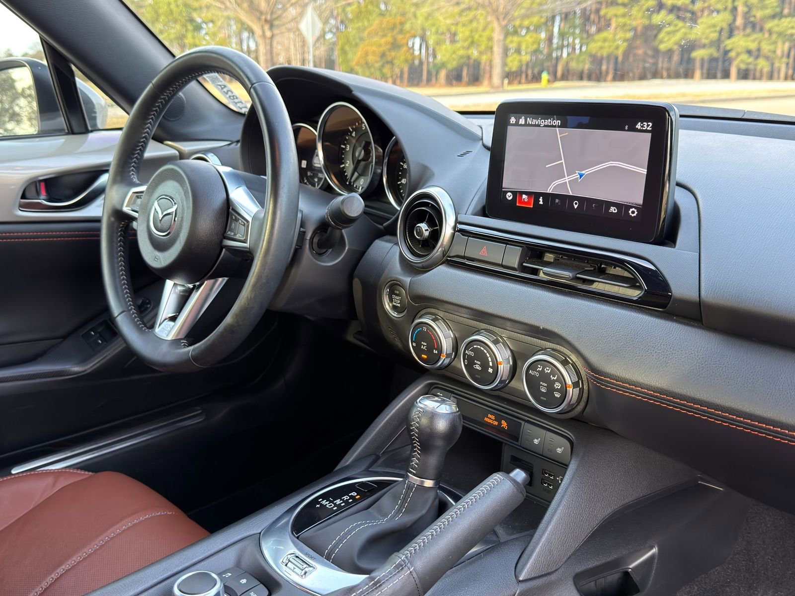 Used 2023 MAZDA MX-5 Miata Grand Touring w/ Weather Package image 14