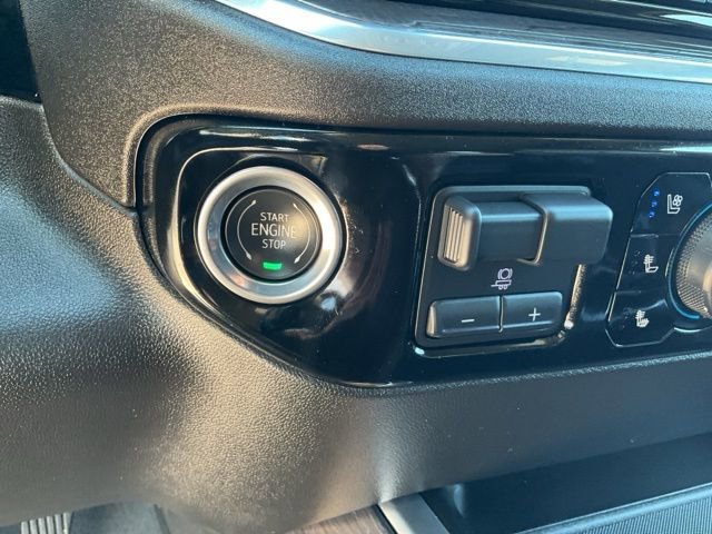 Used 2025 Chevrolet Silverado 2500 LTZ w/ LTZ Plus Package image 16