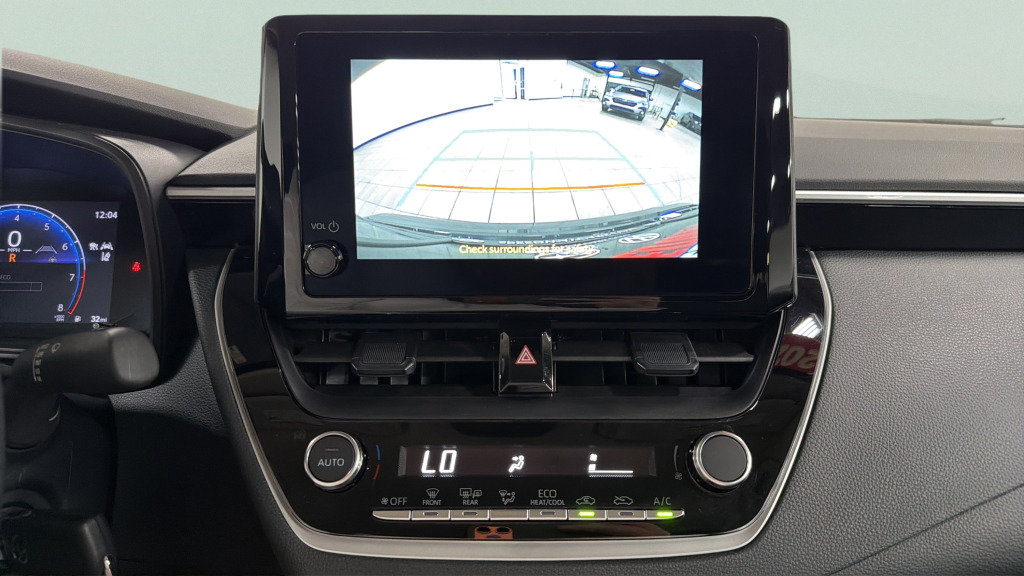 Used 2026 Toyota Corolla LE FWD image 26
