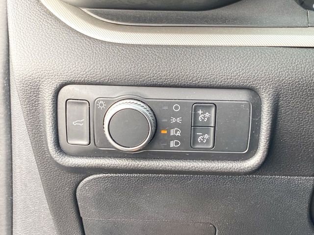 Used 2020 Ford Explorer XLT w/ Comfort Package image 17