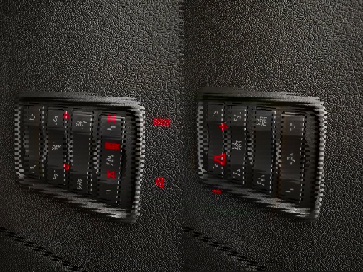 Used 2017 GMC Acadia Limited SLT image 38