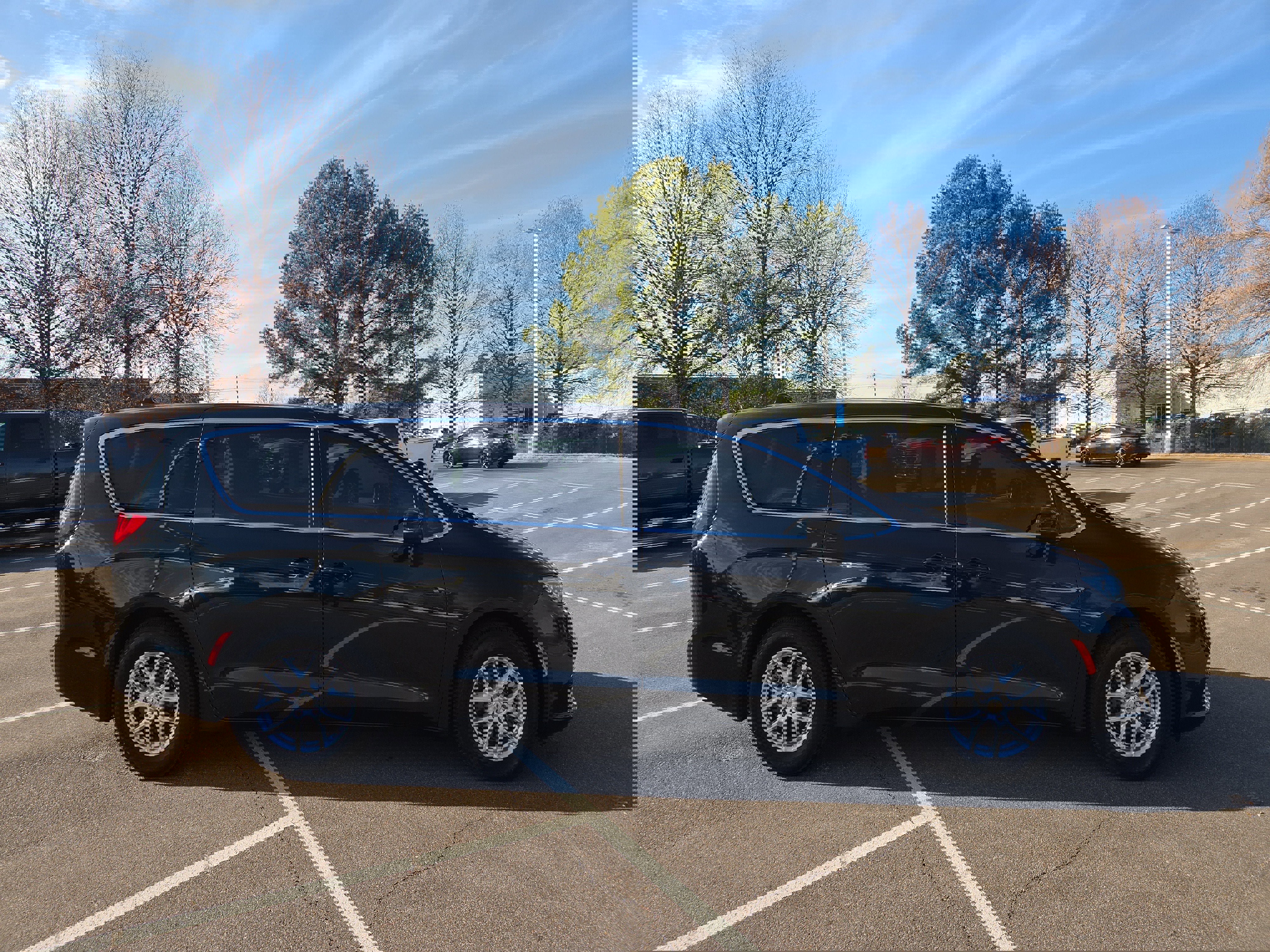 Certified 2023 Chrysler Pacifica Touring-L image 6