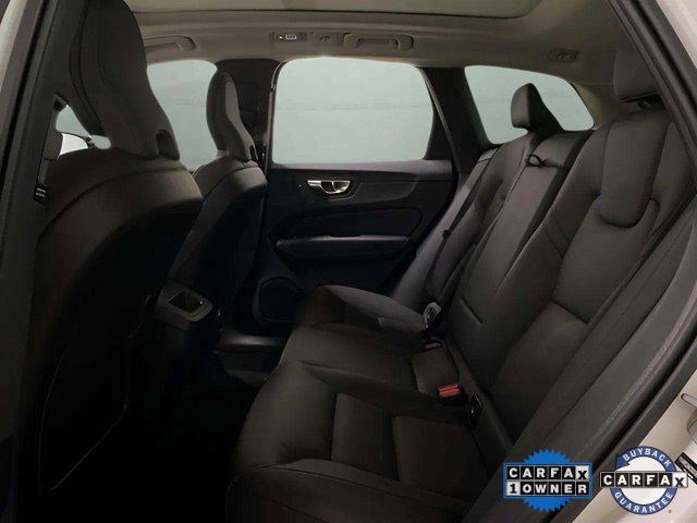 Used 2025 Volvo XC60 B5 Plus image 70