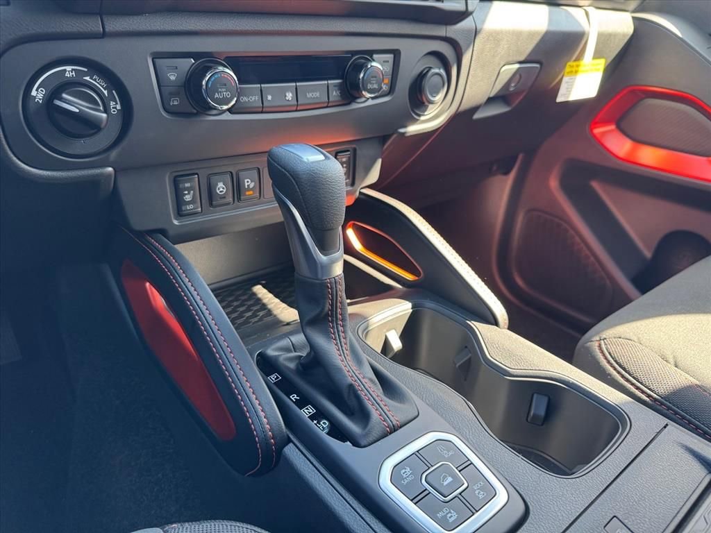 New 2026 Nissan Frontier PRO-4X w/ Pro-4x Convenience Package image 20