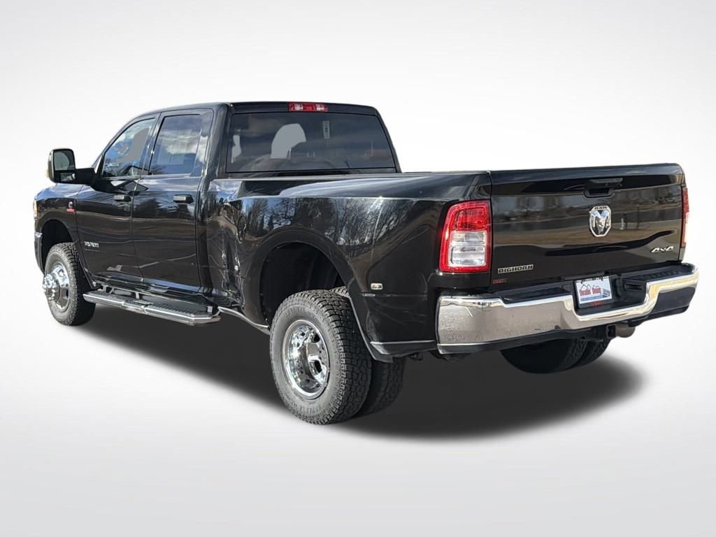 Used 2024 RAM 3500 Big Horn image 3