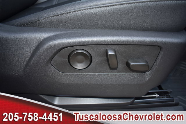 Used 2025 Chevrolet Silverado 2500 LTZ w/ LTZ Premium Package AWD/4WD image 28