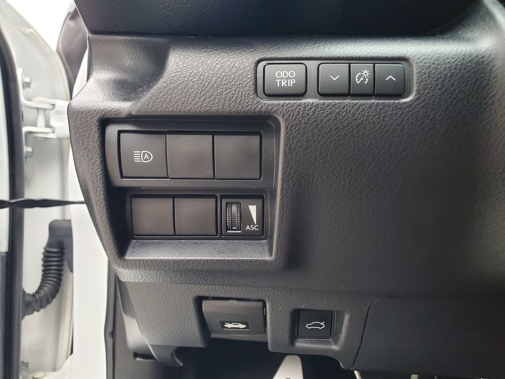 Used 2021 Lexus IS 350 F Sport w/ Accessory Package 2 AWD/4WD image 22