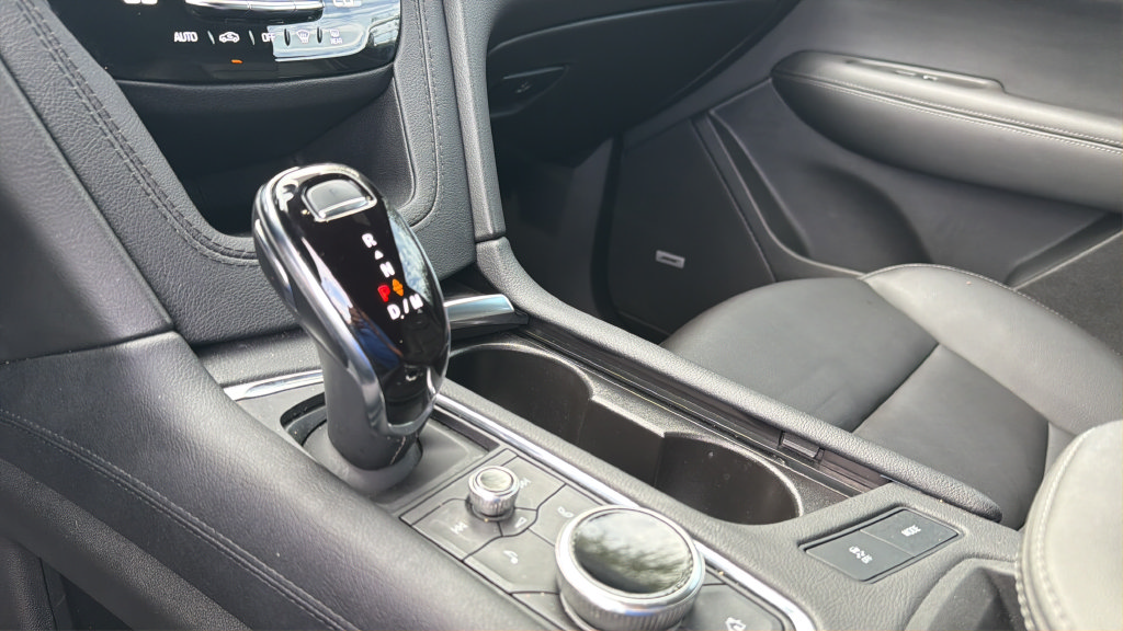 Used 2024 Cadillac XT6 Luxury FWD image 19