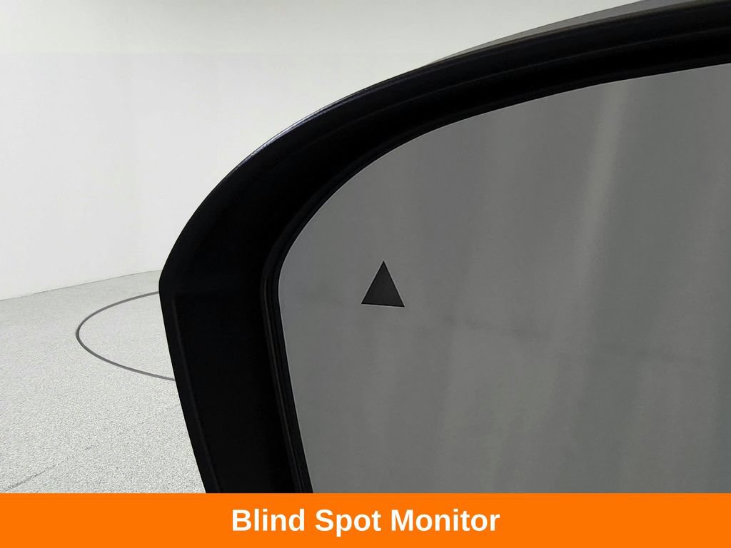 Used 2023 Mitsubishi Outlander Ralliart AWD/4WD image 12