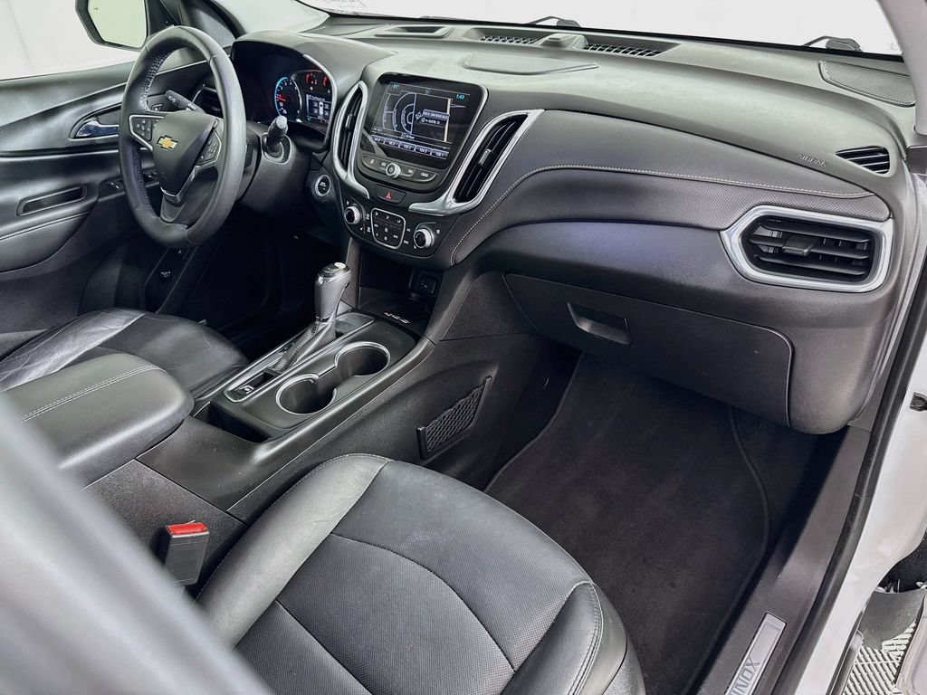 Used 2018 Chevrolet Equinox Premier FWD image 31