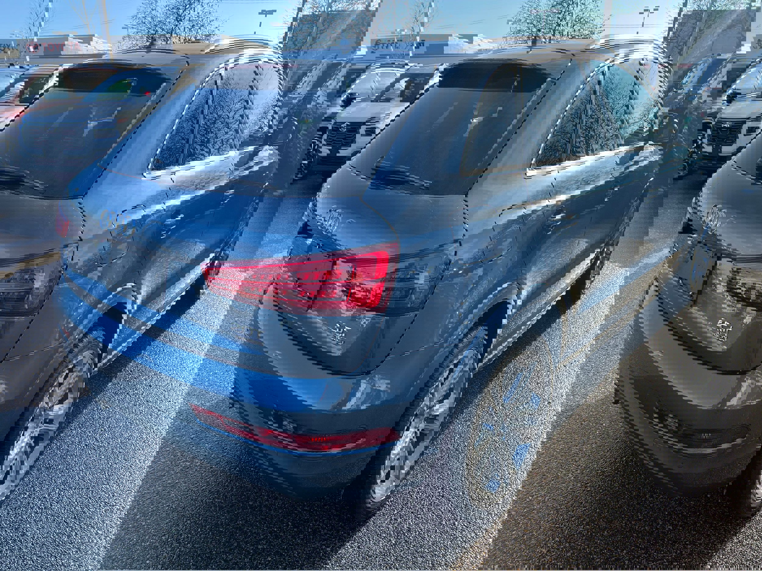 Used 2018 Audi Q3 2.0T Premium Plus w/ Premium Plus Package image 7