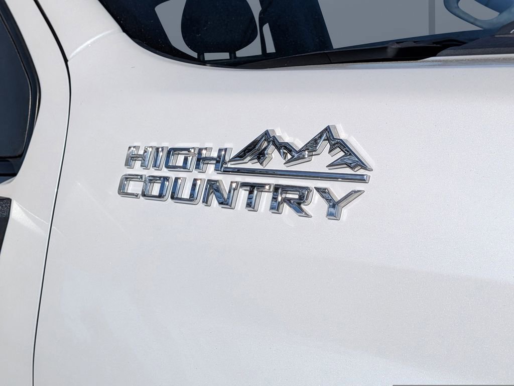 Used 2020 Chevrolet Silverado 2500 High Country image 12