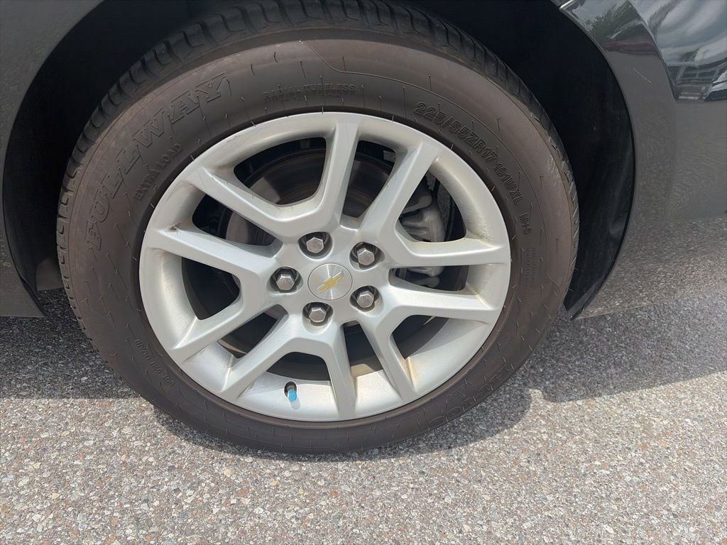 Used 2015 Chevrolet Malibu LT w/ Power Convenience Package image 10