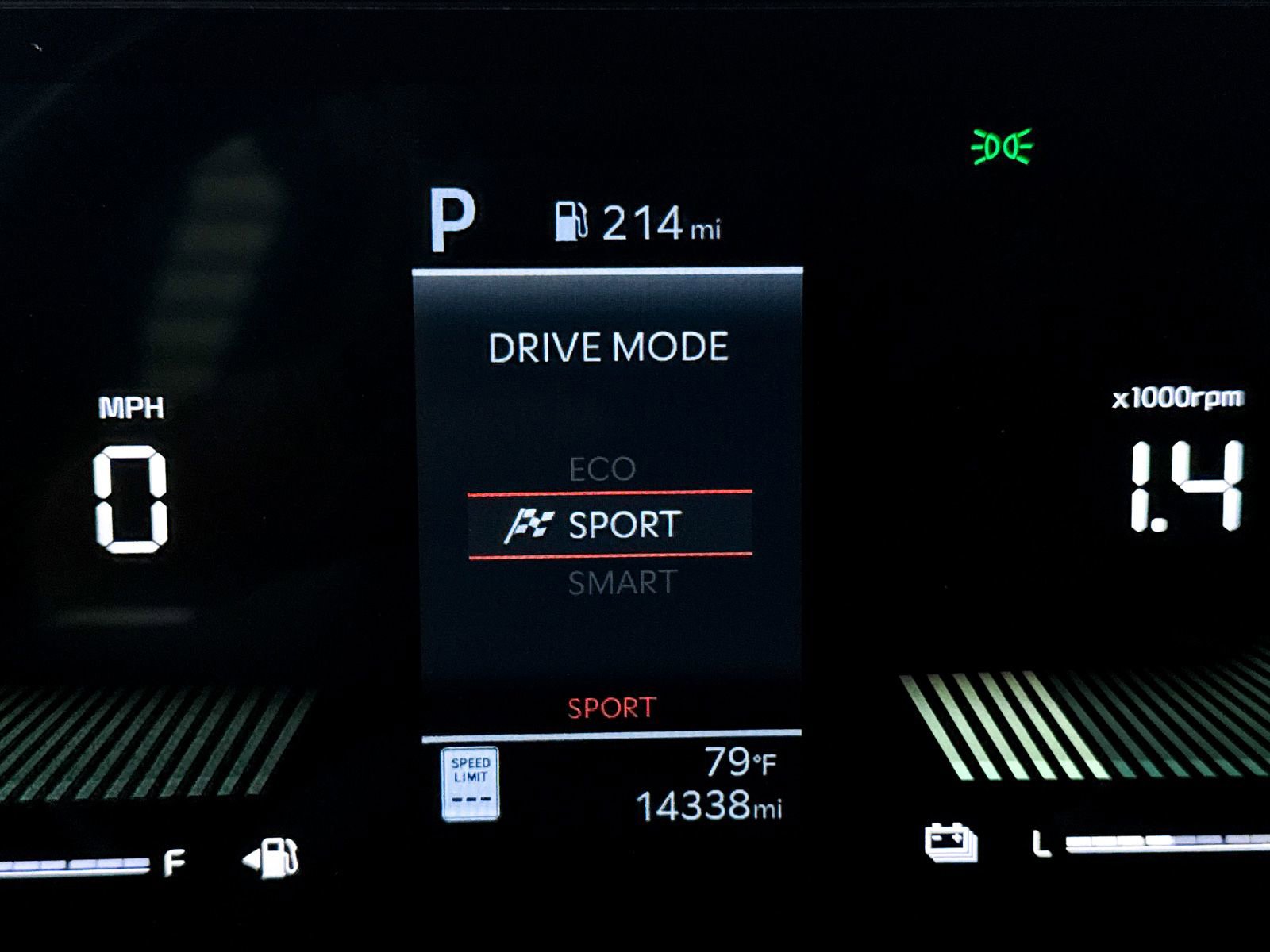 Certified 2025 Kia Carnival EX image 4