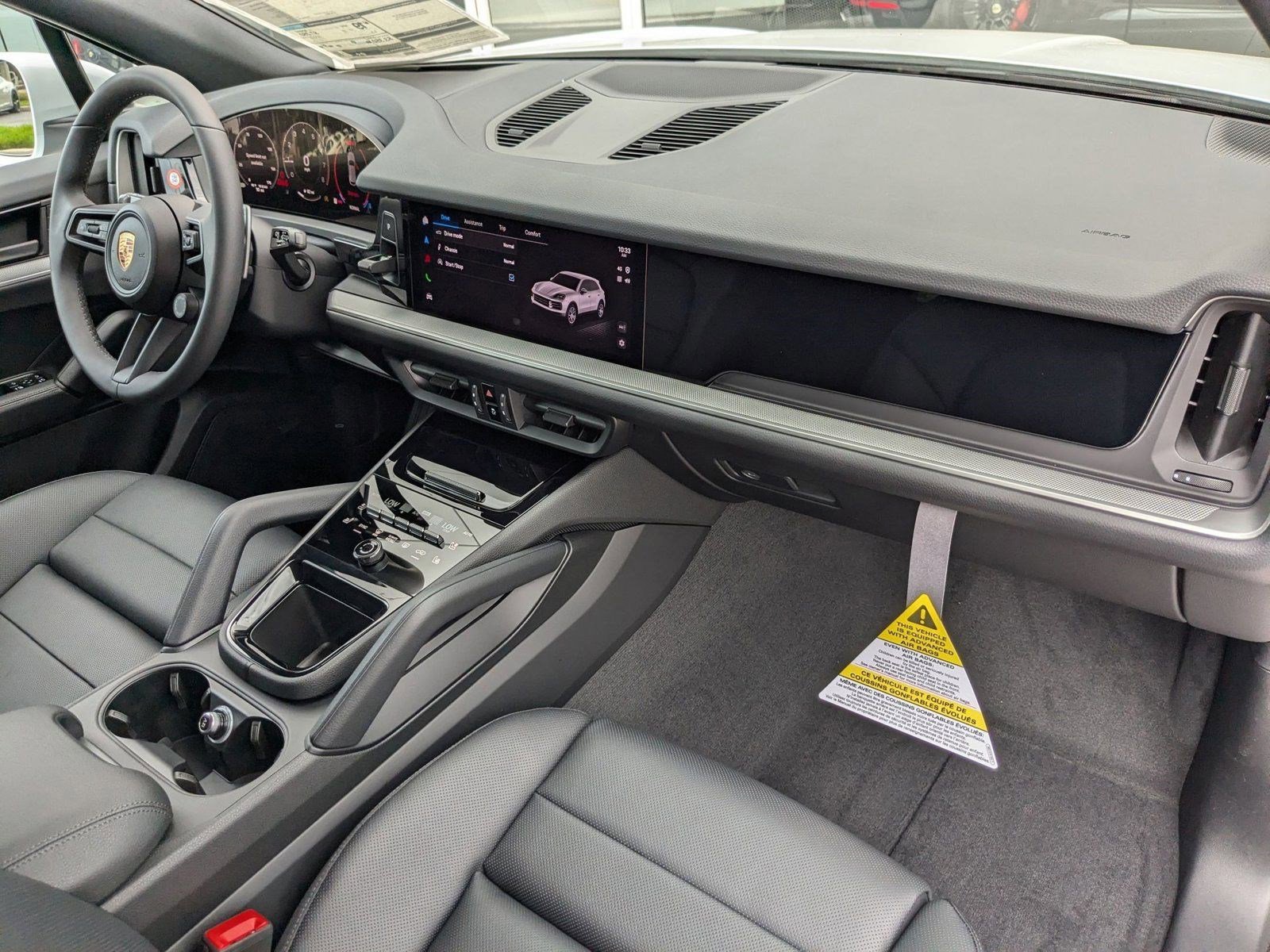 Certified 2025 Porsche Cayenne image 27