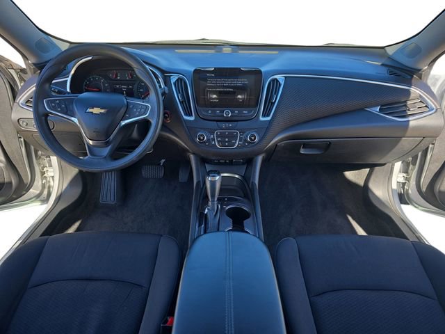 Used 2020 Chevrolet Malibu LT image 9
