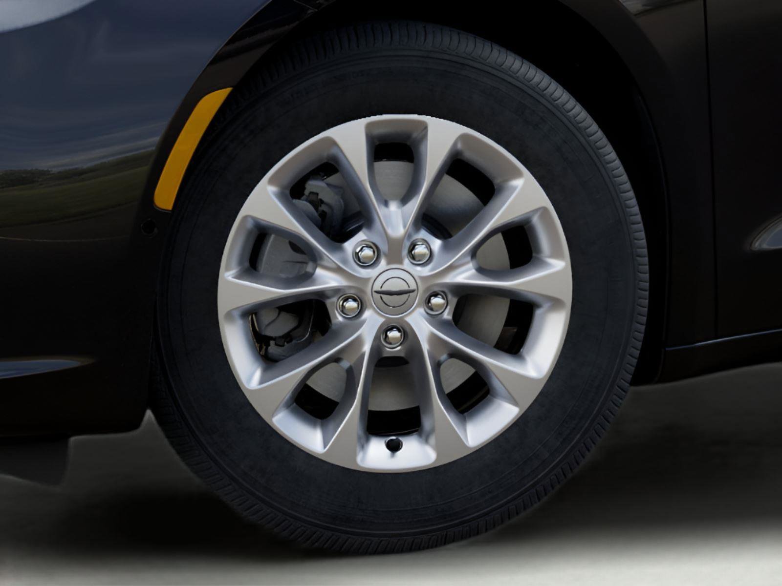 New 2026 Chrysler Pacifica Limited AWD/4WD image 21