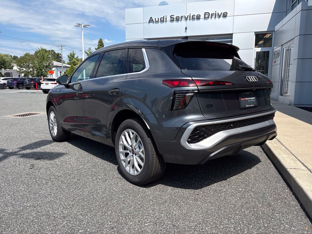 New 2026 Audi Q3 quattro 2.0T AWD/4WD image 3