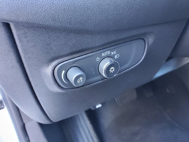 Certified 2024 Chevrolet Equinox LT FWD image 21