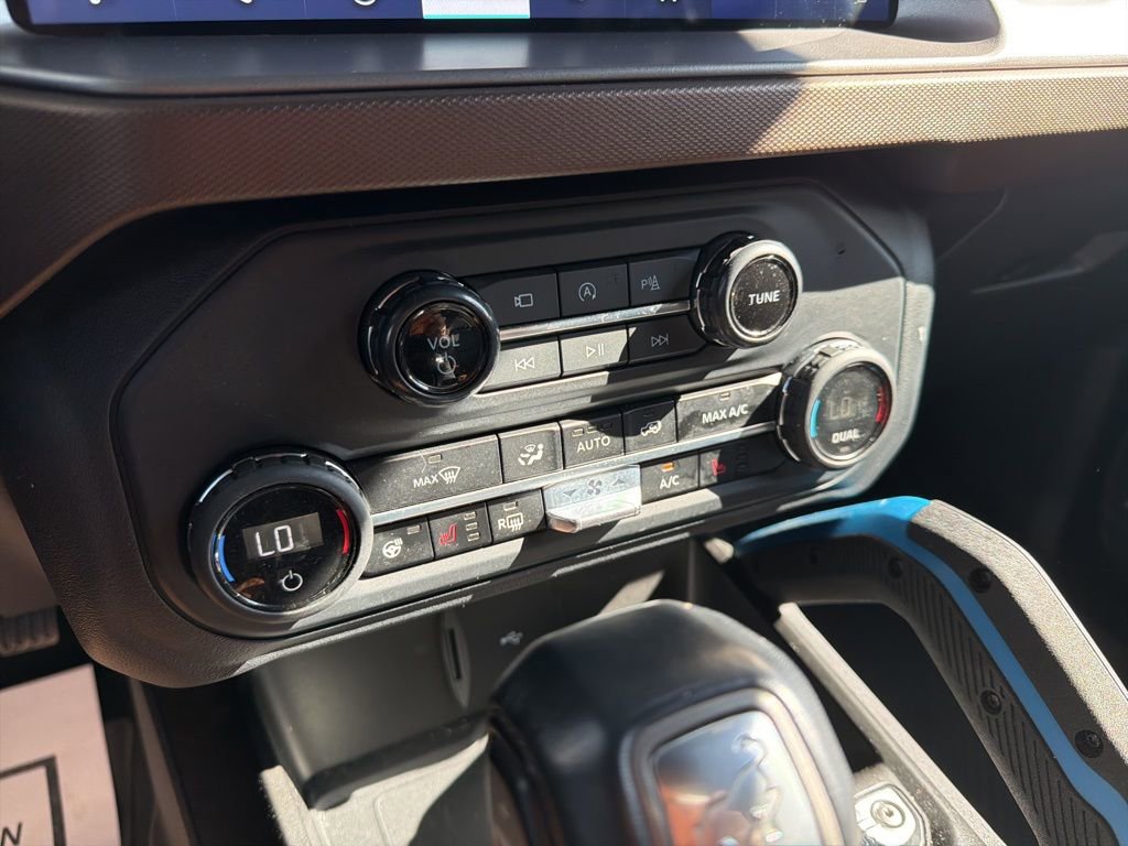 Used 2023 Ford Bronco Outer Banks image 32