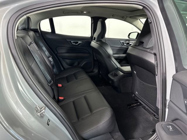 Used 2024 Volvo S60 B5 Plus image 26