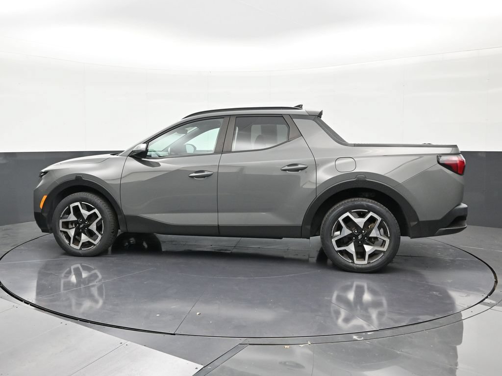 Used 2022 Hyundai Santa Cruz Limited AWD/4WD image 2