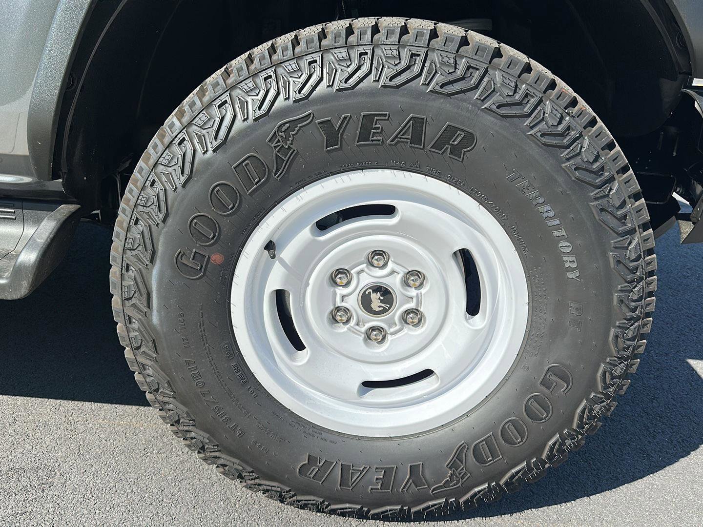 Used 2025 Ford Bronco Heritage Edition AWD/4WD image 24