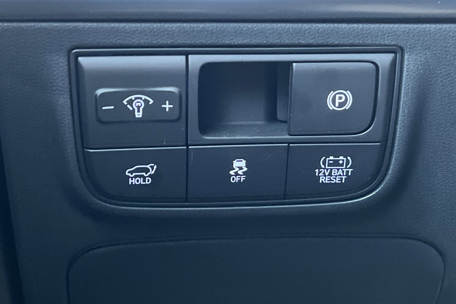 Certified 2025 Hyundai Tucson Limited image 37