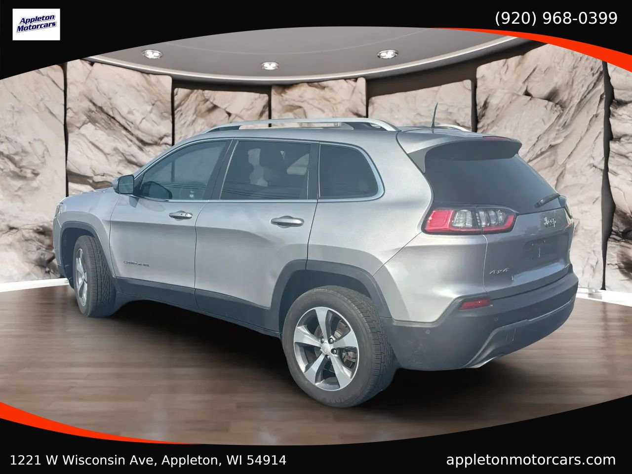 Used 2019 Jeep Cherokee Limited w/ Technology Group AWD/4WD image 4