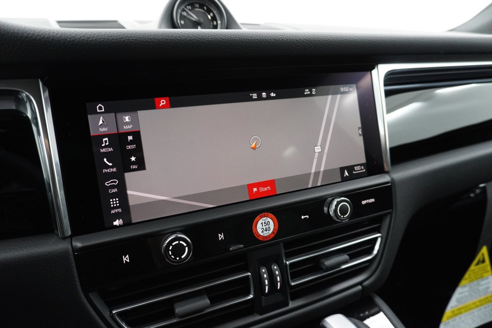 New 2026 Porsche Macan AWD/4WD image 22
