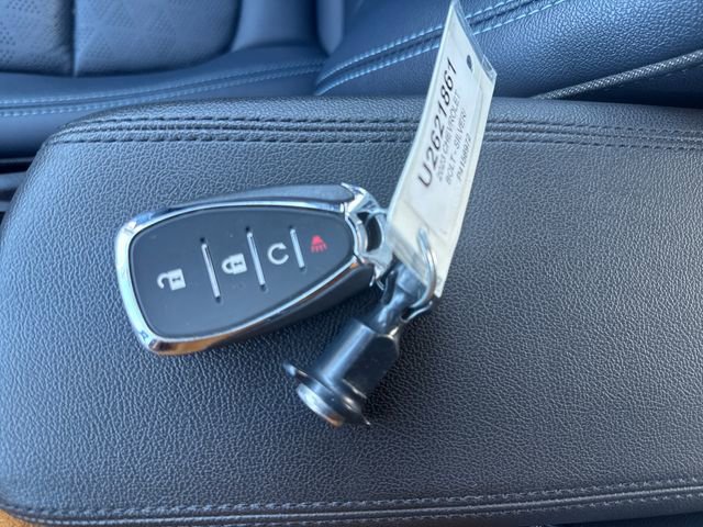 Used 2023 Chevrolet Bolt EUV Premier w/ Sun & Sound Package image 23